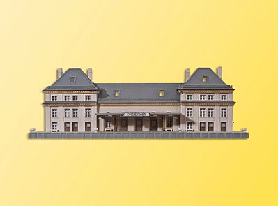 Kibri 36714 Z Scale Dreichen Station -- Kit - 9 x 2-5/8 x 3-3/16" 22.5 x 6.5 x 8cm