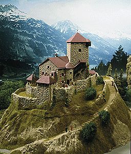 Kibri 37304 N Scale Castle "Branzoll" -- 34 x 28 x 23cm