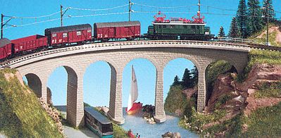 Kibri 37664 N Scale Single Track Curved Stone Viaduct w/Ice Breaker Piers -- 10-3/8 x 1-1/2" 26 x 3.8cm