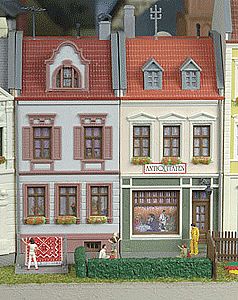 Kibri 38386 HO Scale Chemist Shop -- 5-5/16 x 4-11/16 x 6-1/8" 13.5 x 12 x 15.5cm