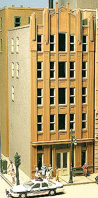 Lunde Studios 25 HO Scale Peacock Building -- Kit - 4.6 x 3.4 x 8" 11.7 x 8.6 x 20.3cm