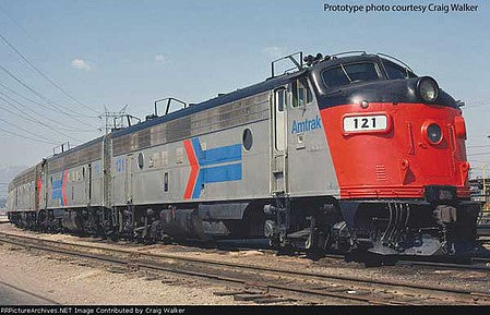 Walthers Proto 920-42512 HO Scale EMD FP7 - F7B LokSound 5 Sound and DCC -- Amtrak 117, 160 (Ex-SP, Phase I red, Platinum Mist, black with headless arro