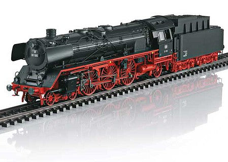 Marklin 39004 HO Scale Class 01 4-6-2 - 3-Rail - Sound and Digital -- German Federal Railroad DB 01 105 (Era III 1965, black, red)