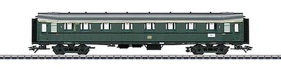 Marklin 42234 HO Scale Type A4u Hecht-Pike 1st Class Coach - 3-Rail - Ready to Run -- German Federal Railroad DB (Era III 1959, green, silver)