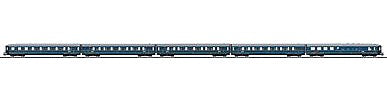 Marklin 42615 HO Scale Express Train 5-Car Passenger Set - 3-Rail - Ready to Run -- German Federal Railway (Era III 1954; blue, black, silver)