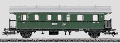 Marklin 4313 HO Scale Local 1st/2nd Class Coach -- German Federal Railway