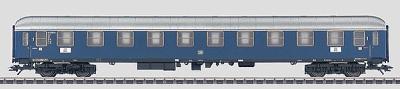 Marklin 43910 HO Scale Express Train Passenger Car 1st Class -- German Federal Railways (DB)