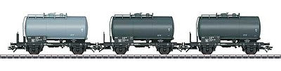 Marklin 46068 HO Scale 2-Axle Tank Car 3-Pack - 3-Rail Ready to Run -- VEB Collective Combine Minol (Era IV 1980, gray, black)