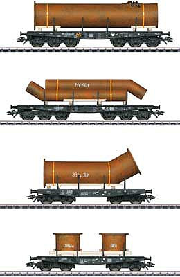 Marklin 48695 HO Scale 2 Sa 705 and 2 Rlmmp 700 Heavy-Duty Flatcar Set, Loads - 3-Rail Ready to Ru -- German Railroad DB AG (Era IV 1977, black, Rusted Pipe Loads)