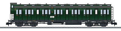 Marklin 58082 1:32 Scale Type B4 Pr 04 2nd Class Compartment Car w/Interior Light - Ready to Run -- German State Railroad Company DRG (Era II, green)