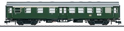 Marklin 58163 I Scale Type AB4yge 1st/2nd Class w/Digital Light - Ready to Run -- German Federal Railroad DB Umbauwagen/Rebuild (Era III, green)