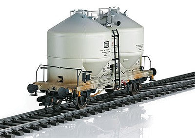 Marklin 58615 1:32 Scale Type Ucs 909 Silo/Covered Hopper - Ready to Run -- German Federal Railroad DB #41 80 910 8 289-5 (Era IV, Weathered, gray)