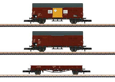 Marklin 82268 Z Scale 2 Type Gbkl Boxcars and 1 Klms 3430 Low-Side Gondola Set - Ready to Run -- German State Railroad DR (Era IVa, Boxcar Red)