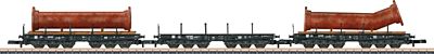 Marklin 82349 Z Scale Type Sammp 705 Heavy-Duty 3-Flatcar Set w/Flanged Pipe Load - Ready to Run -- German Federal Railroad DB (Era IV, Boxcar Red)