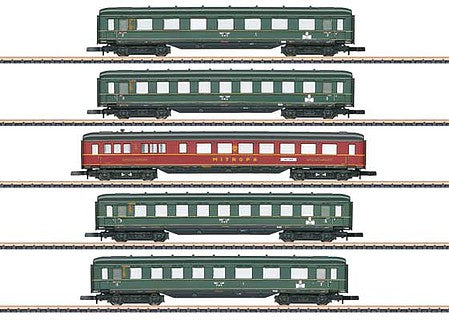 Marklin 87352 Z Scale Skirted Passenger 5-Car Set - Ready to Run -- German State Railroad DR (Era II)