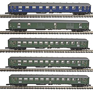 Marklin 87400 Z Scale Express Train 5-Car Set - Ready to Run -- German Federal Railroad DB Era IV (green)