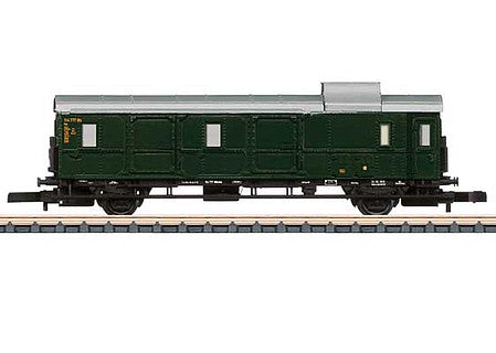 Marklin 87521 Z Scale Type Pwi Baggage Car - Ready to Run -- German Federal Railroad 1 (Era IIIa, green, silver)
