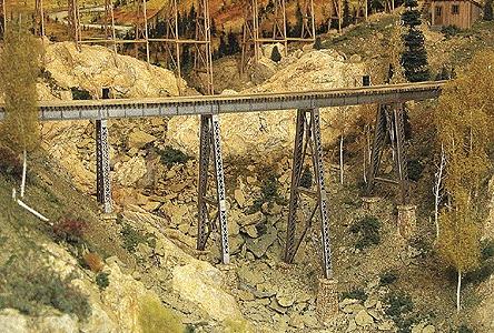 Micro Engineering 75540 HOn3 Scale Tall Steel Viaduct Kit -- 150' Long w/Bents & (3) 7" Sections of HOn3 Code 55 Bridge Flex-Trak