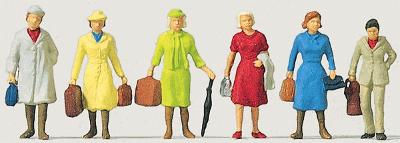 Merten 2546 HO Scale Passengers -- Females