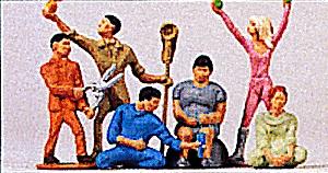 Merten 5014 HO Scale Economy Figure Set -- Gardeners Set #1