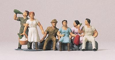 Merten 920 HO Scale Workers -- Harvesters #2 pkg(6)