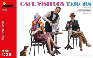 MiniArt 38058 1/35 Cafe Visitors (2) w/Waiter 1930s-40s