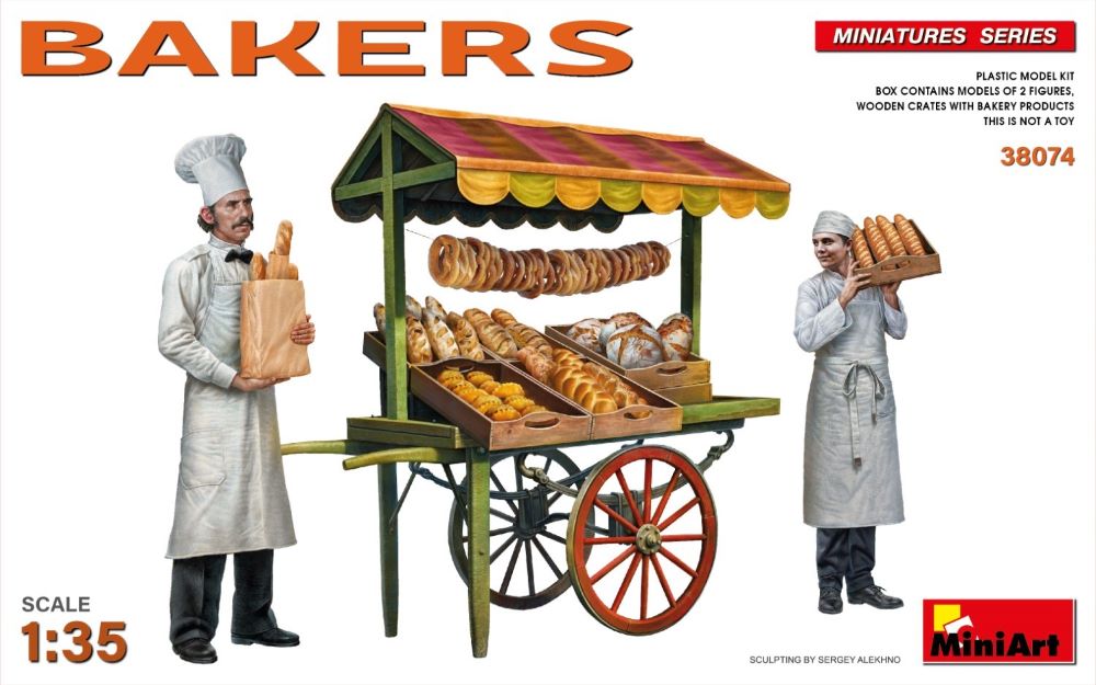 MiniArt 38074 1/35 Bakers (2) w/Wooden Crates, Carts & Products (New Tool)