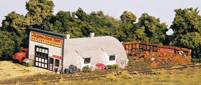 Monroe Models 9204 N Scale Jurgens Junk Yard - Kit -- 3-1/2 x 2-1/2 x 1-3/4" 8.9 x 6.3 x 4.4cm