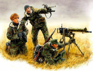 Master Box Models 3526 1/35 German Machine Gun Crew w/MG08 Gun Eastern Front Kurland 1944 (3)