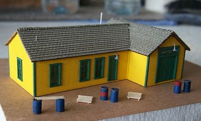 Motrak Models 13001 N Scale The MOW Shed -- Kit - 3-3/4 x 2" 9.5 x 5.1cm