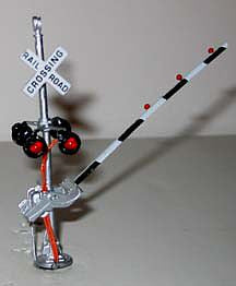 NJ International 1166 HO Scale Pedestal-Type Crossing Gate Signals - Assembled -- Right-Hand Drop (red & white Arm)