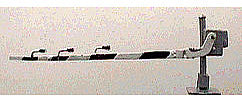 NJ International 2172 N Scale Crossing Gates -- With Single Bar Gates (red/white)