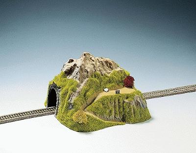 Noch 34640 N Scale Single Track Tunnel, Straight w/Park