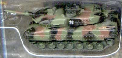 Pegasus Hobbies 614 1/144 Leopard 2A5 German NATO Camouflage Tank (Assembled)