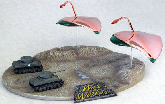 Pegasus Hobbies 9002 1/144 War of the Worlds: War Machines vs Sherman Tanks Attack Diorama