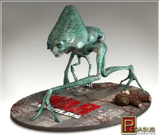 Pegasus Hobbies 9007 1/8 War of the Worlds: Alien Creature