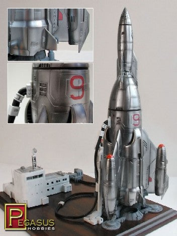 Pegasus Hobbies 9103 1/350 Mercury 9 Rocketship (13-1/2" Tall)