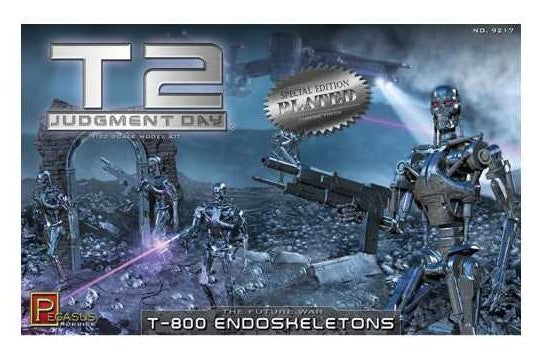 Pegasus Hobbies 9217 1/32 T2 Judgement Day: Future War T800 Endoskeletons (5) w/Base (Special Edition Plated Chrome)