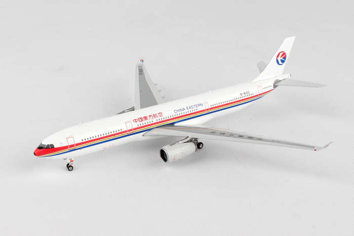 Phoenix Diecast PH1550 China Eastern A330-300 1/400 Reg#B-6100