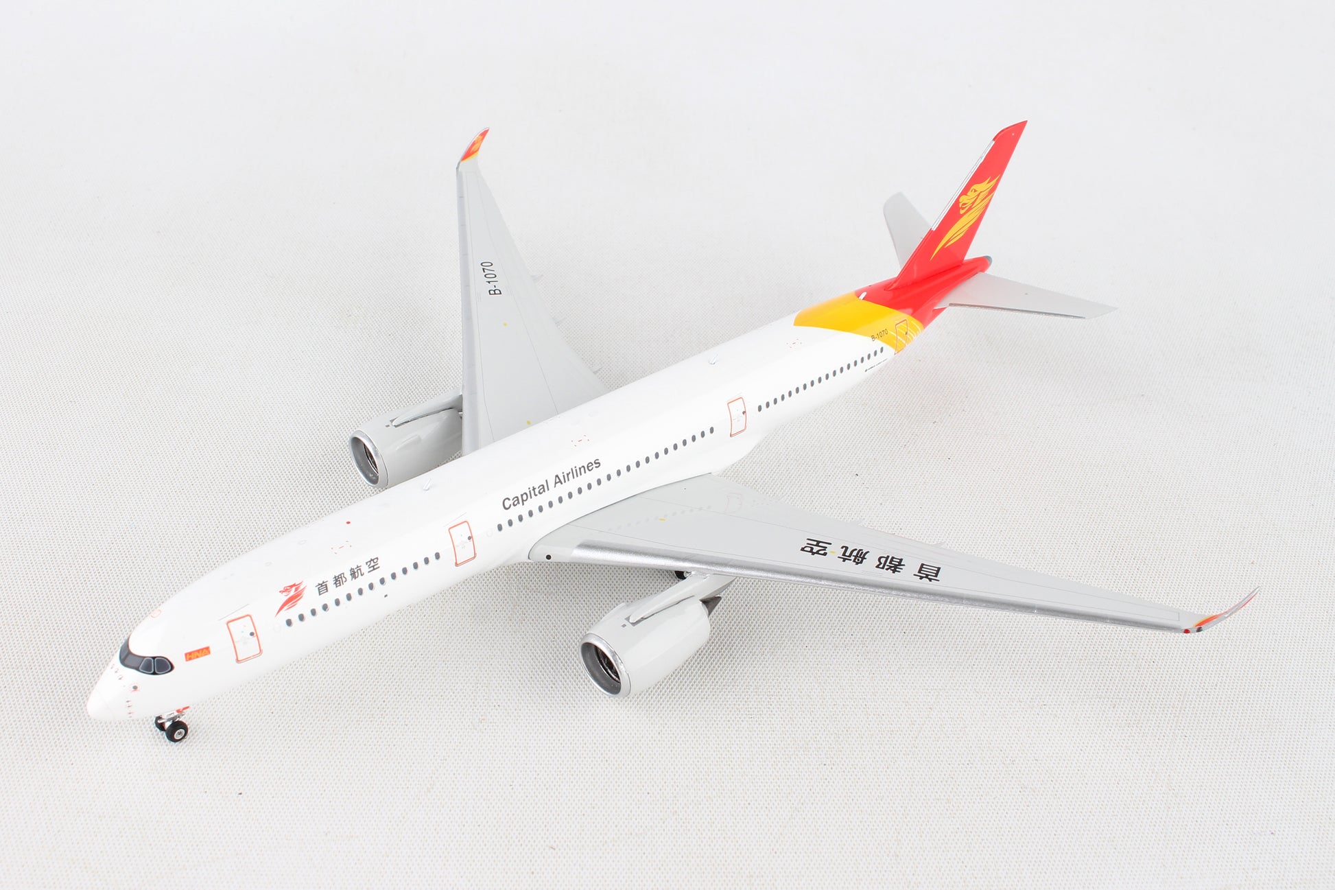 Phoenix Diecast PH1777 Capital A350-900 1/400 Reg#B-1070