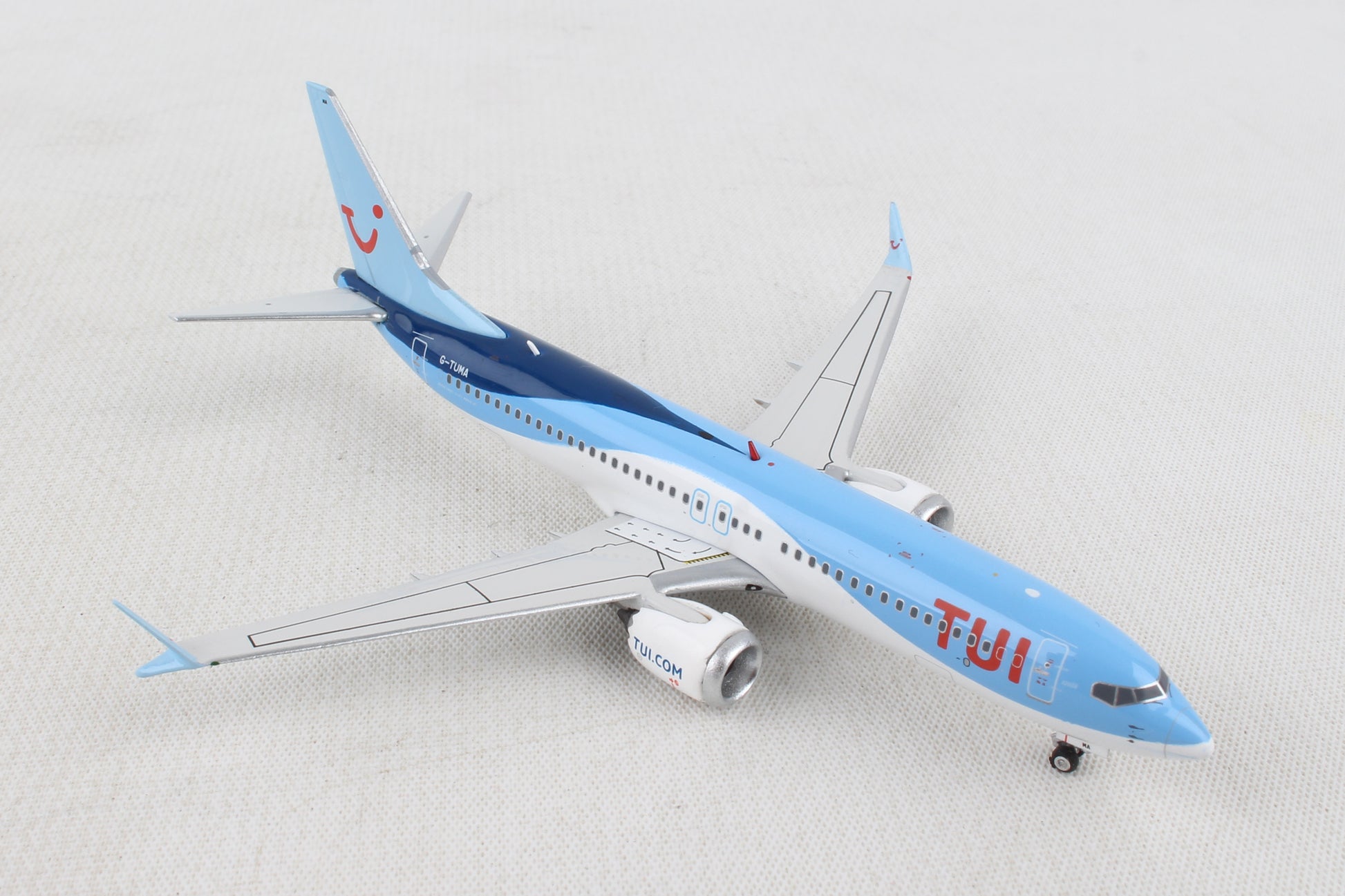 Phoenix Diecast PH1875 Tui 737Max8 1/400 Reg#G-Tuma