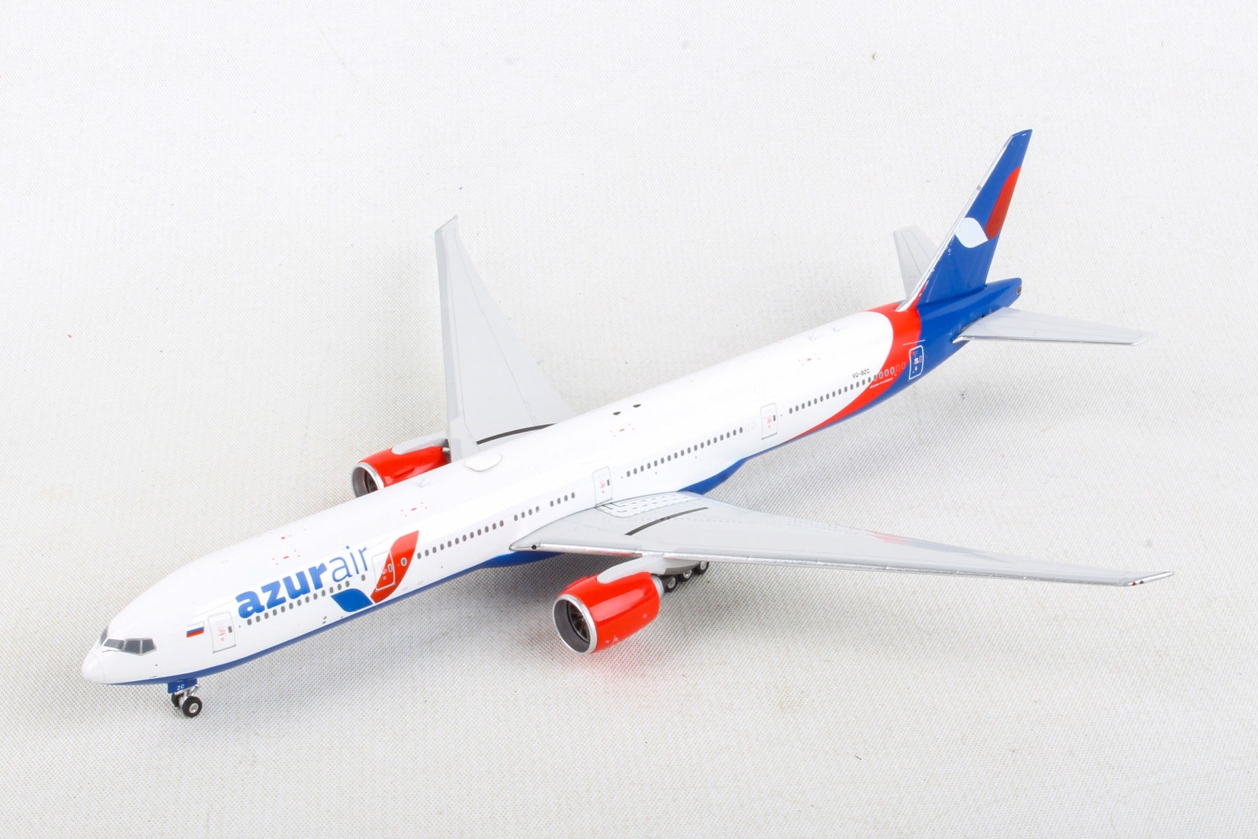 Phoenix Diecast PH1943 Azur 777-300Er 1/400 Reg#Vq-Bzc