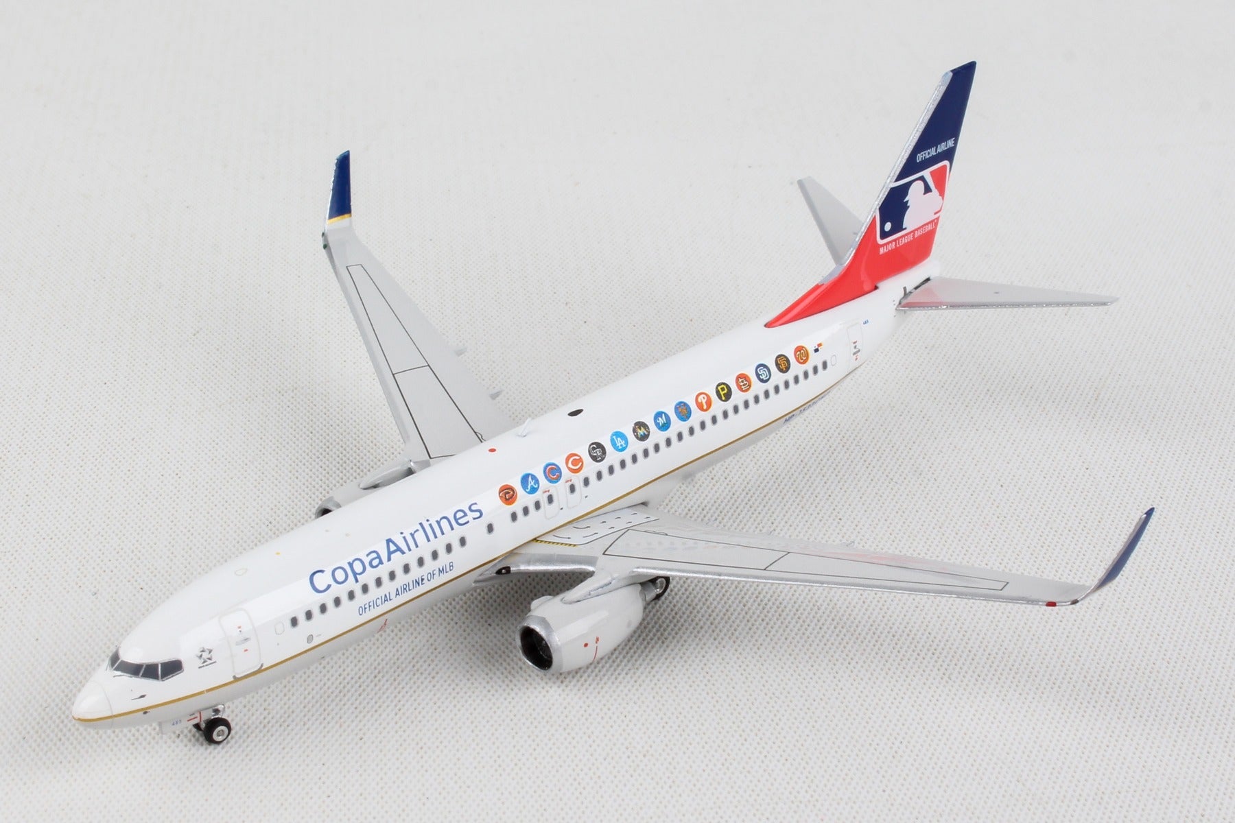 Phoenix Diecast PH2027 Copa 737-800W 1/400 Reg#Hp-1533 Special