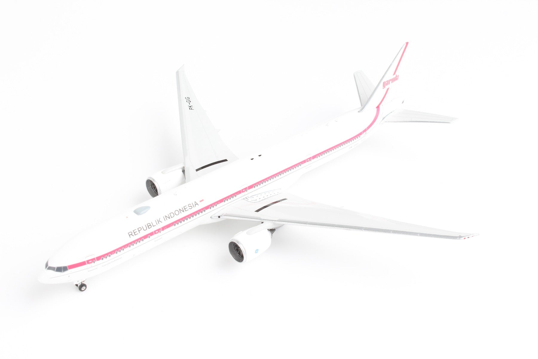 Phoenix Diecast PH2091 Garuda 777-300Er 1/400 1970'S Retro Reg#Pk-Gig
