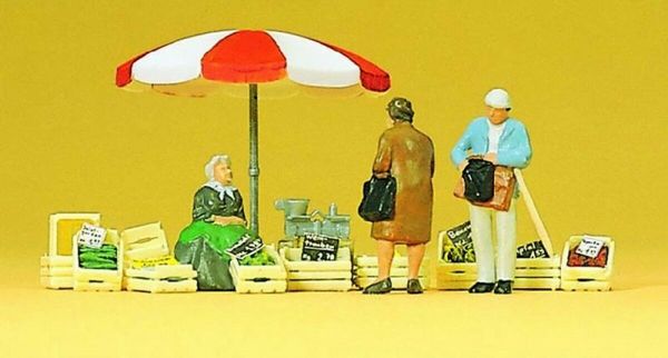 Preiser 10337 HO Scale Vendors -- Market Stall