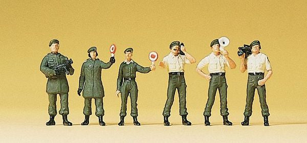 Preiser 10394 HO Scale German Police -- Border Guards