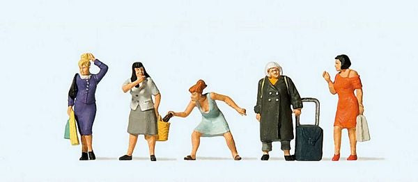 Preiser 10665 HO Scale Women Shopping -- pkg(5)