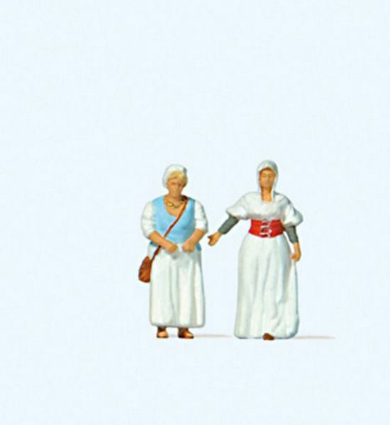 Preiser 28224 HO Scale Market Women in Medieval Dress -- pkg(2)