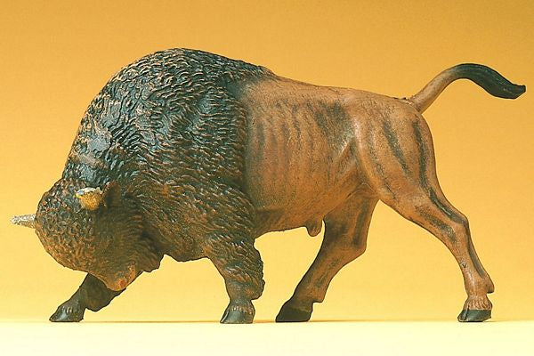 Preiser 47535 44221 Scale Wild Animal Figures, 1/24 - 1/25 Scale -- Charging Buffalo Bull w/Head Down