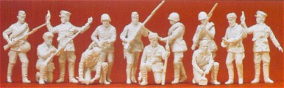 Preiser 16530 HO Unpainted Russian Infantry Men & Partisans 1942-43 (12) (Kit)